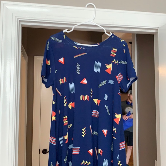 LuLaRoe Carly dress - Picture 1 of 4